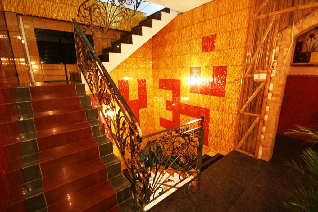3Ds International Tourist Home Маэбур Экстерьер фото